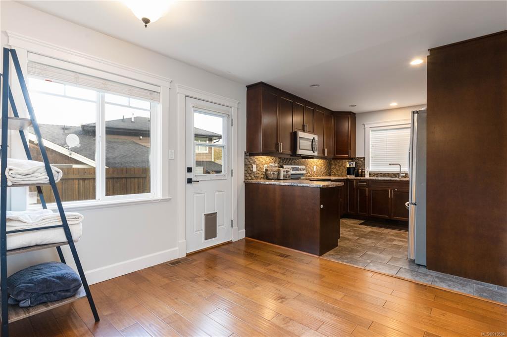 1065 Briarwood Drive, Mill Bay, BC, V0R 2P2 - 10