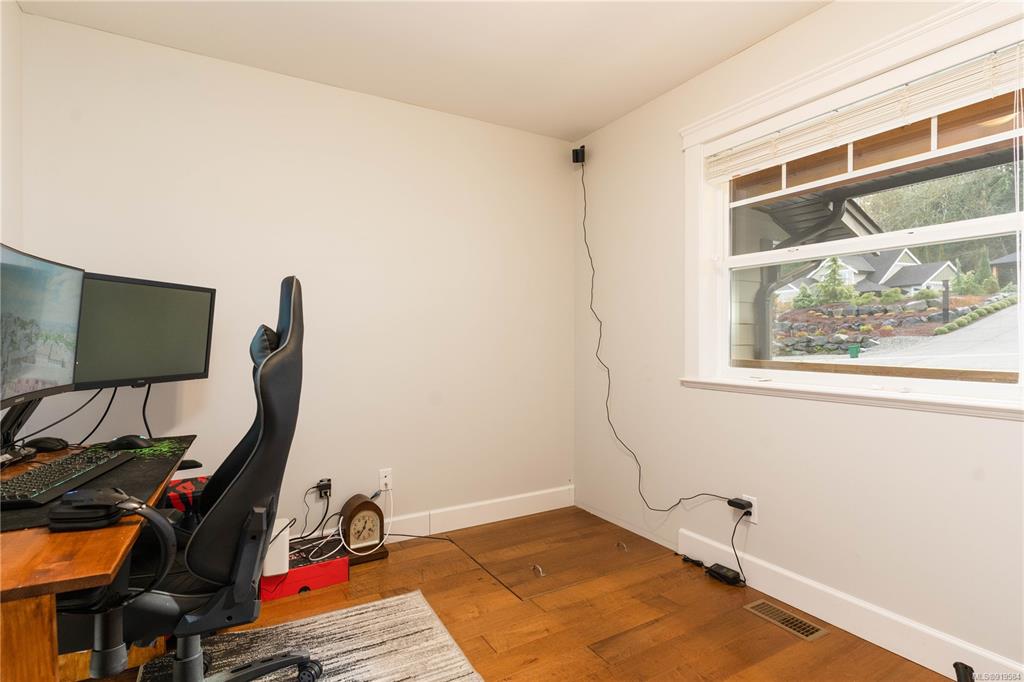 1065 Briarwood Drive, Mill Bay, BC, V0R 2P2 - 13