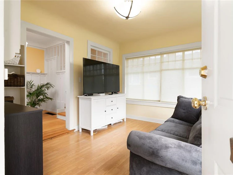 1734 Lulie Street, Oak Bay, BC, V8R 5W6 - 8