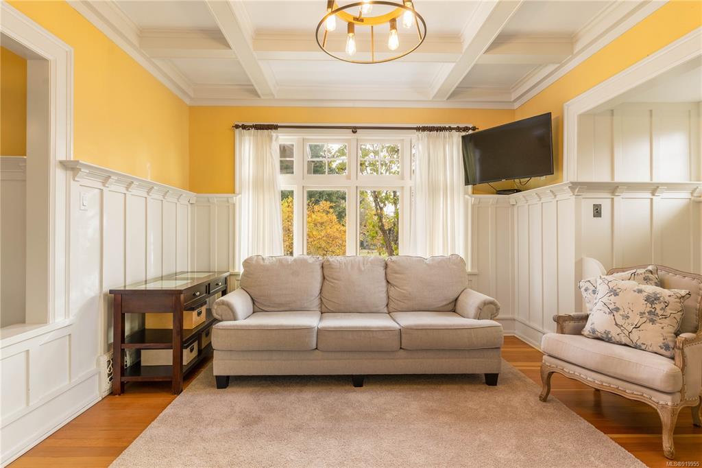 1734 Lulie Street, Oak Bay, BC, V8R 5W6 - 9