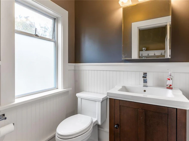 1734 Lulie Street, Oak Bay, BC, V8R 5W6 - 14