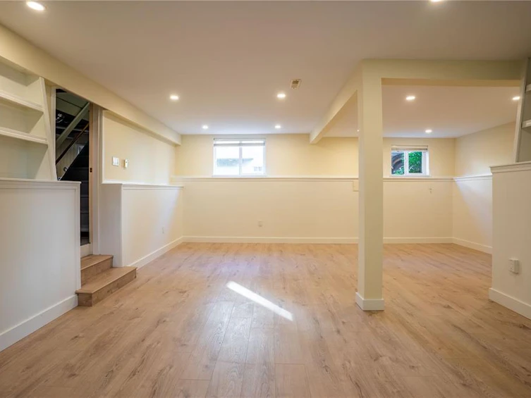1734 Lulie Street, Oak Bay, BC, V8R 5W6 - 23