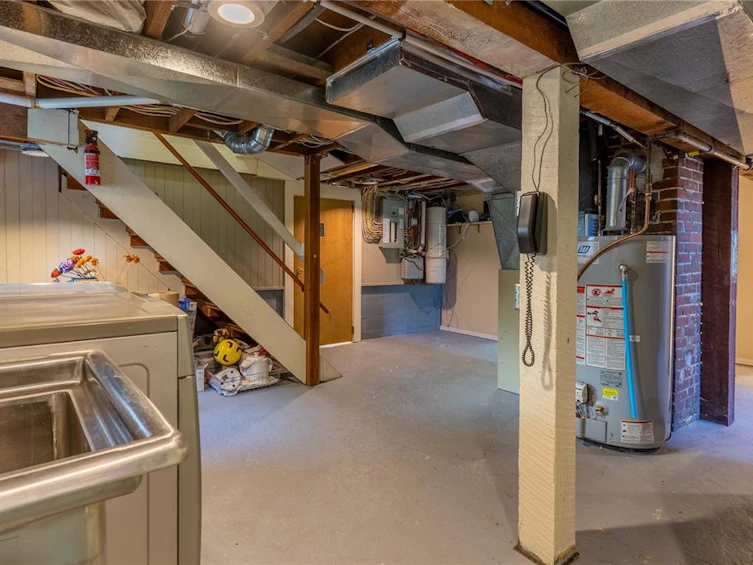 1734 Lulie Street, Oak Bay, BC, V8R 5W6 - 29