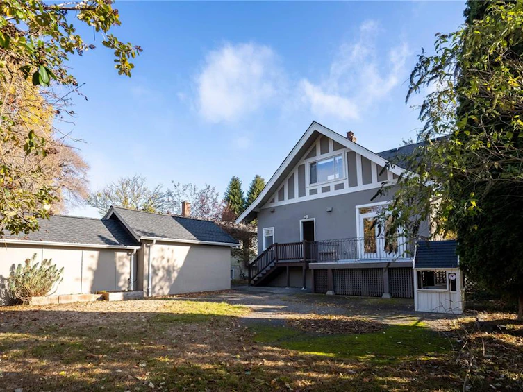 1734 Lulie Street, Oak Bay, BC, V8R 5W6 - 31