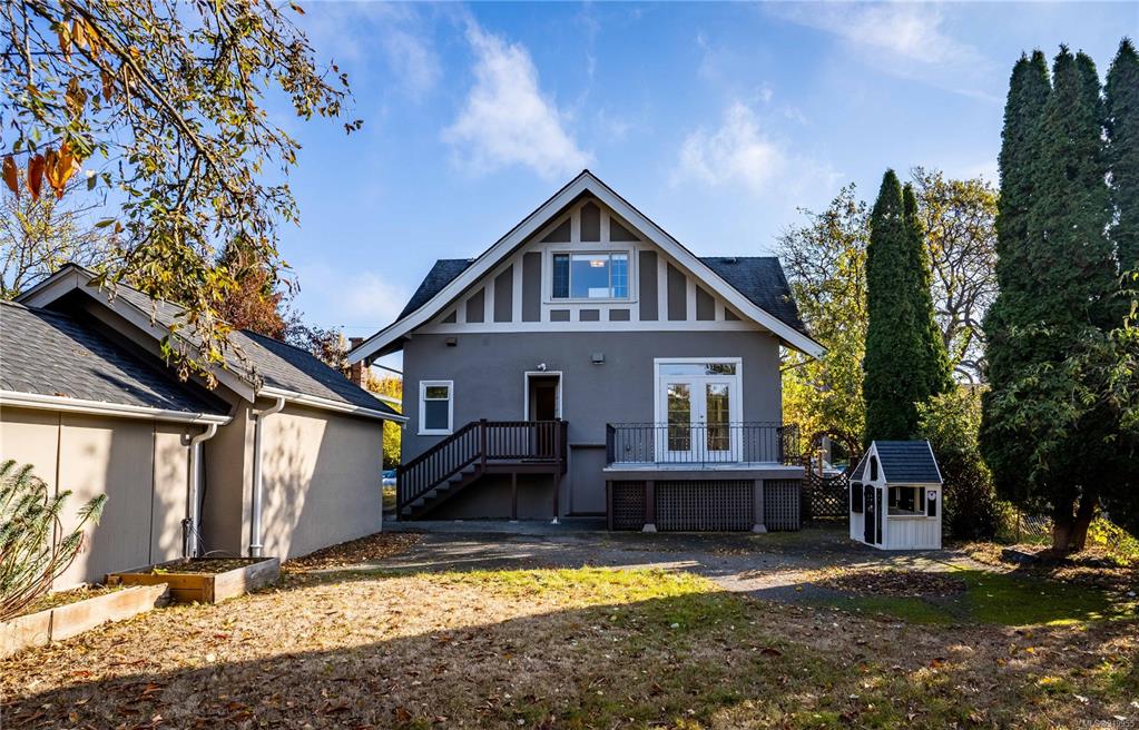 1734 Lulie Street, Oak Bay, BC, V8R 5W6 - 32