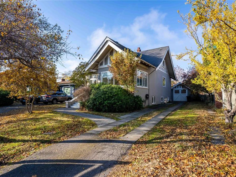 1734 Lulie Street, Oak Bay, BC, V8R 5W6 - 44