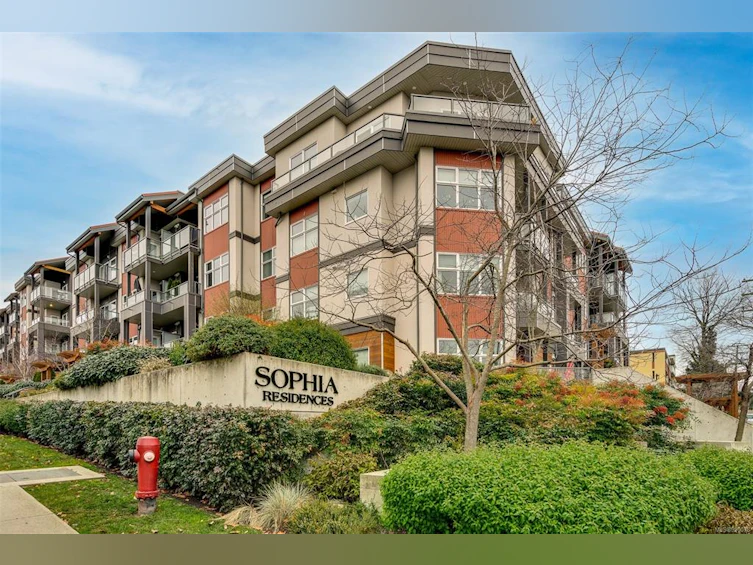 408-1000 Inverness Road, Saanich, BC, V8X 2S1