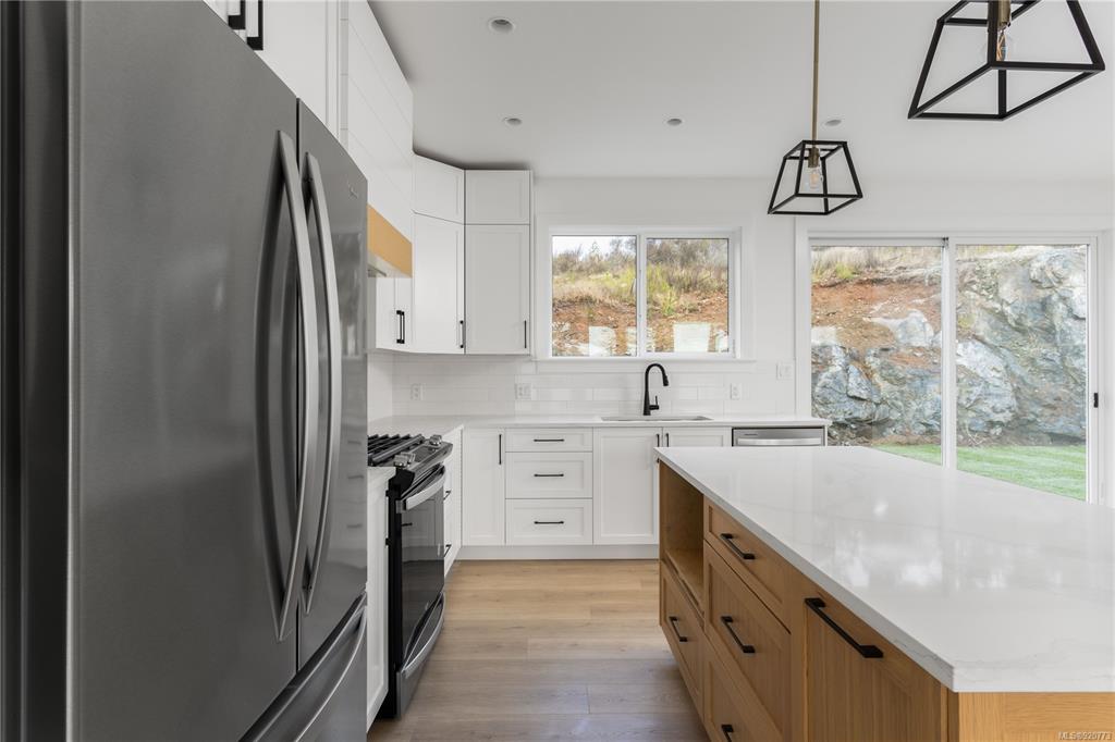 7040 Clarkson Place, Sooke, BC, V9Z 0L4 - 12