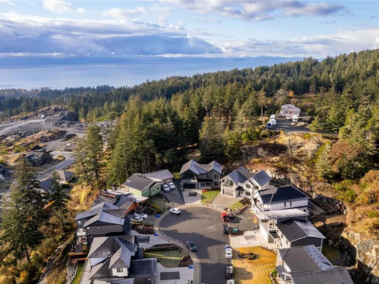 7040 Clarkson Place, Sooke, BC, V9Z 0L4 - 38