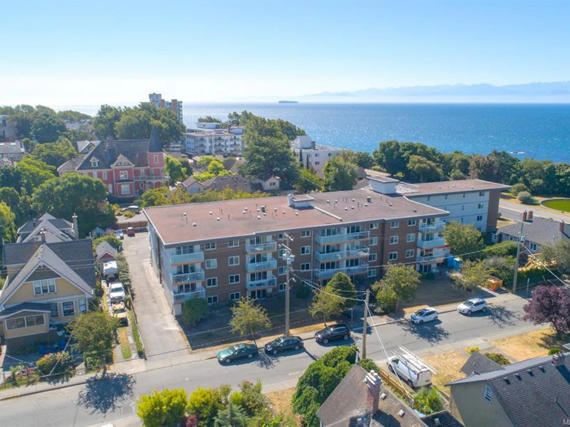 409 - 25 Government Street, Victoria BC V8V 2K4