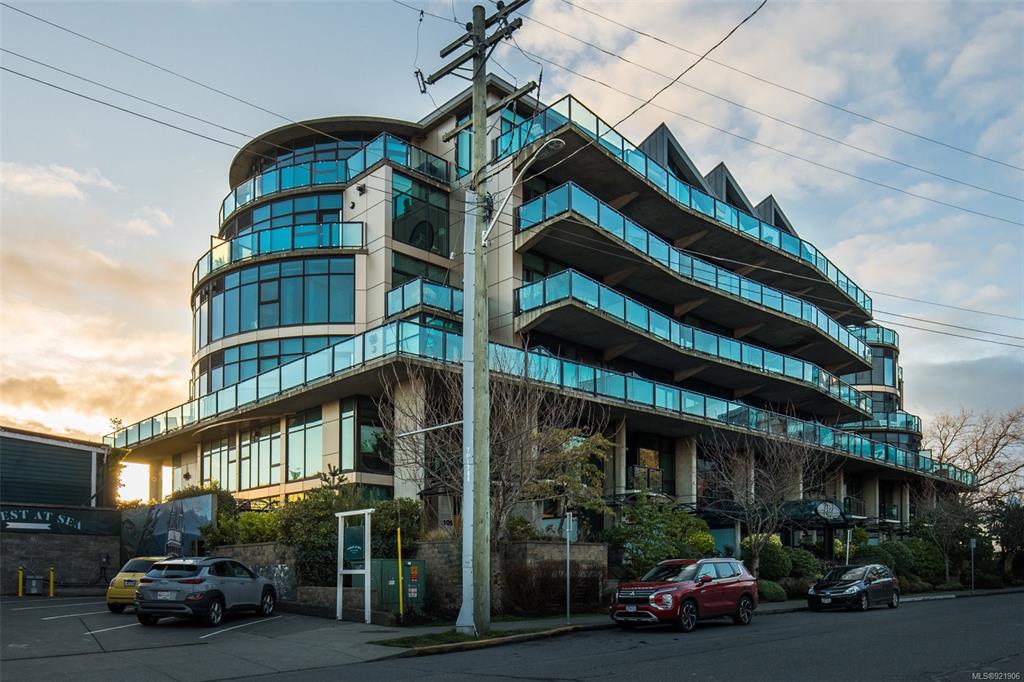 310-21 Erie Street, Victoria, BC, V8V 5A8