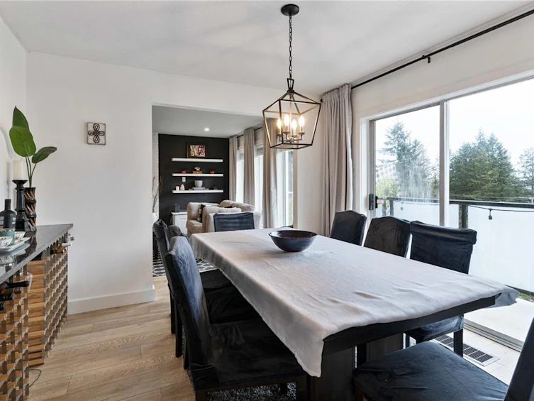 6910 Saanich Cross Road, Central Saanich, BC, V8Z 5X6 - 7