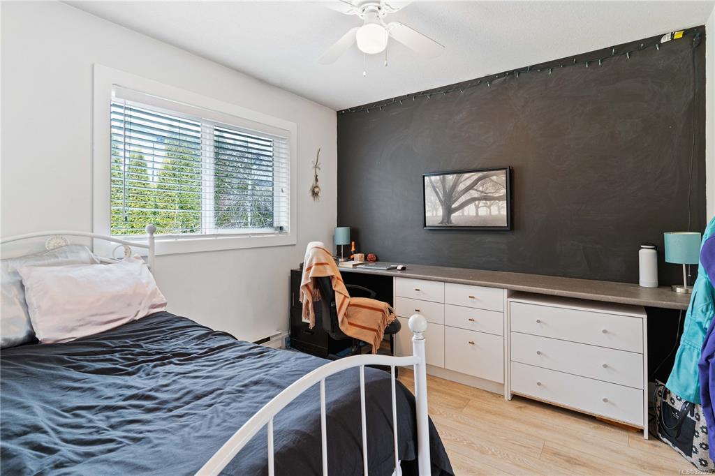 6910 Saanich Cross Road, Central Saanich, BC, V8Z 5X6 - 15