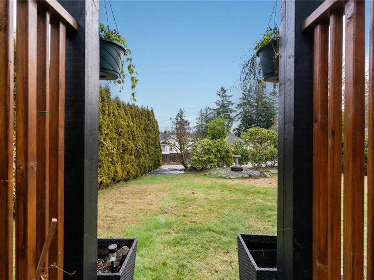 6910 Saanich Cross Road, Central Saanich, BC, V8Z 5X6 - 46