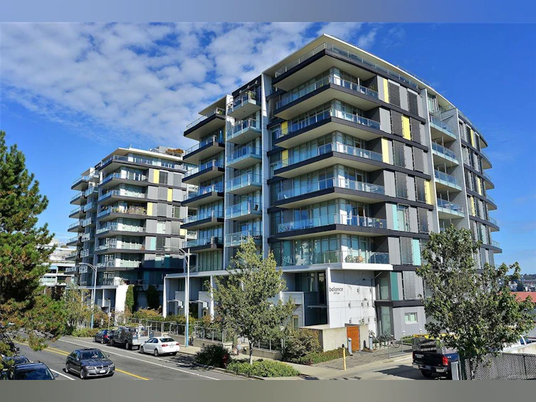 105-373 Tyee Road, Victoria, BC, V9A 0B3