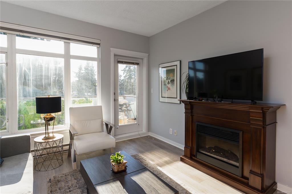 301-2220 Sooke Road, Colwood, BC, V9B 1W7 - 2