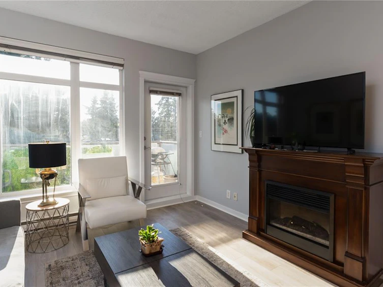 301-2220 Sooke Road, Colwood, BC, V9B 1W7 - 2