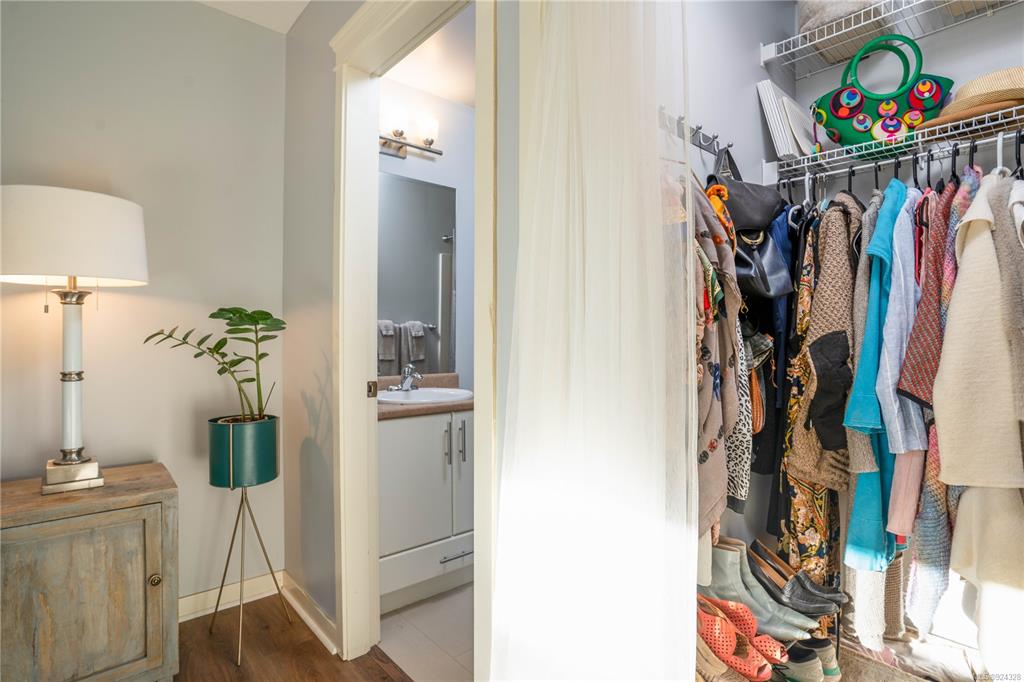 301-2220 Sooke Road, Colwood, BC, V9B 1W7 - 14