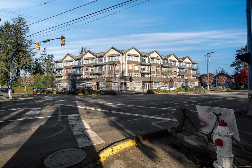 301-2220 Sooke Road, Colwood, BC, V9B 1W7 - 17