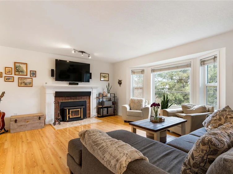 7476 East Saanich Road, Central Saanich, BC, V8M 1W2 - 6