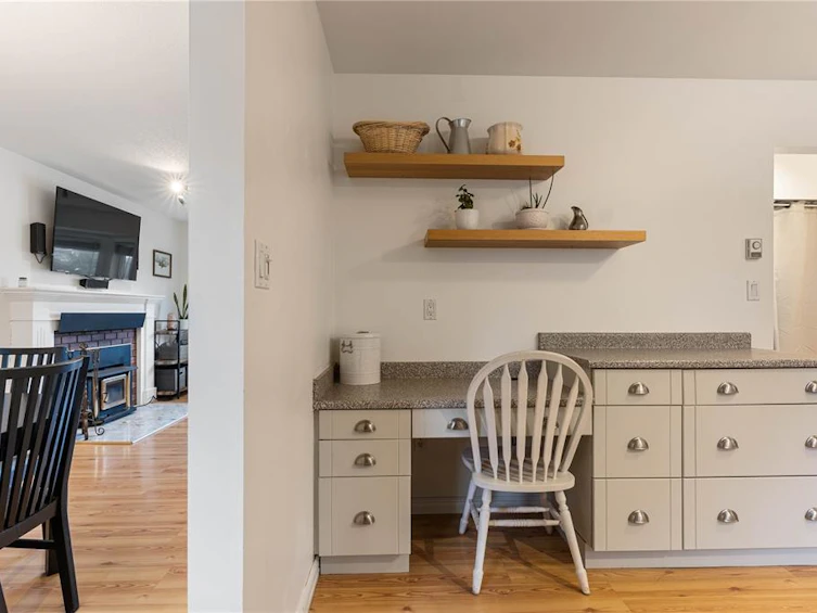 7476 East Saanich Road, Central Saanich, BC, V8M 1W2 - 11