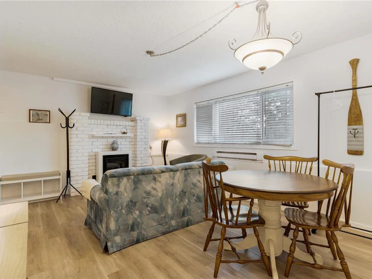 7476 East Saanich Road, Central Saanich, BC, V8M 1W2 - 24