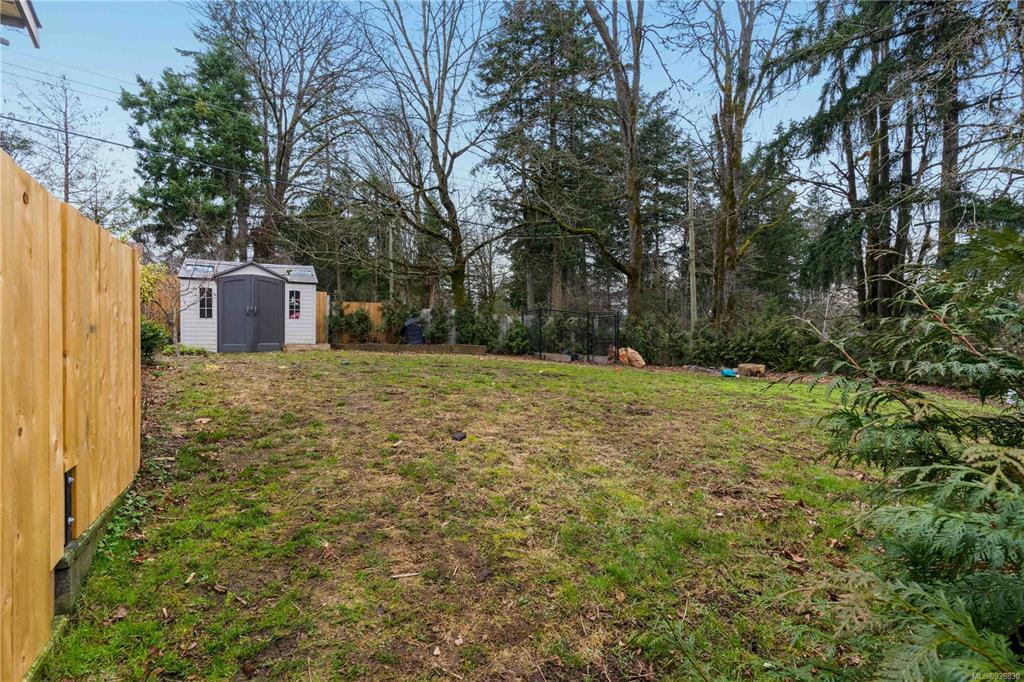 7476 East Saanich Road, Central Saanich, BC, V8M 1W2 - 31