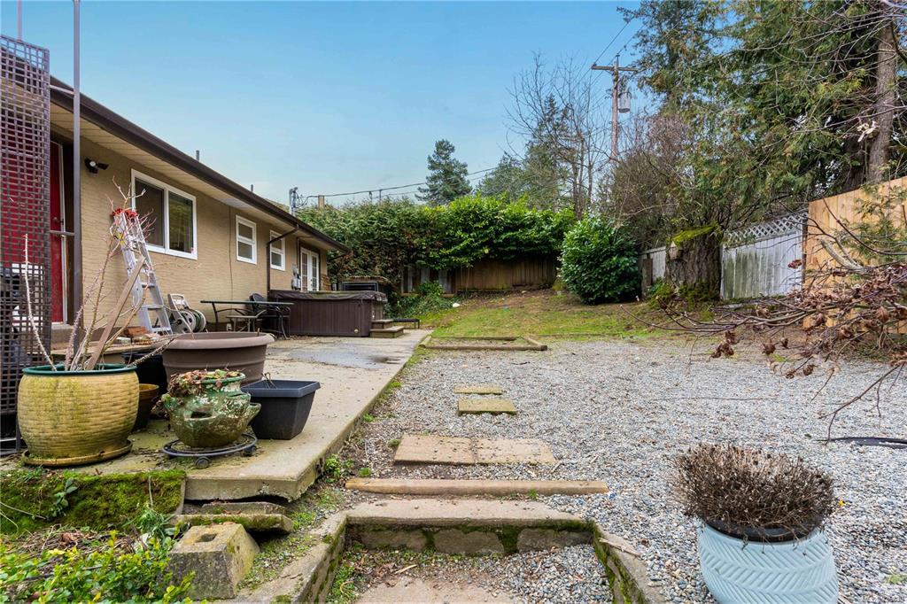 7476 East Saanich Road, Central Saanich, BC, V8M 1W2 - 32