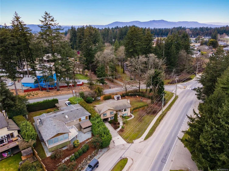 7476 East Saanich Road, Central Saanich, BC, V8M 1W2 - 35