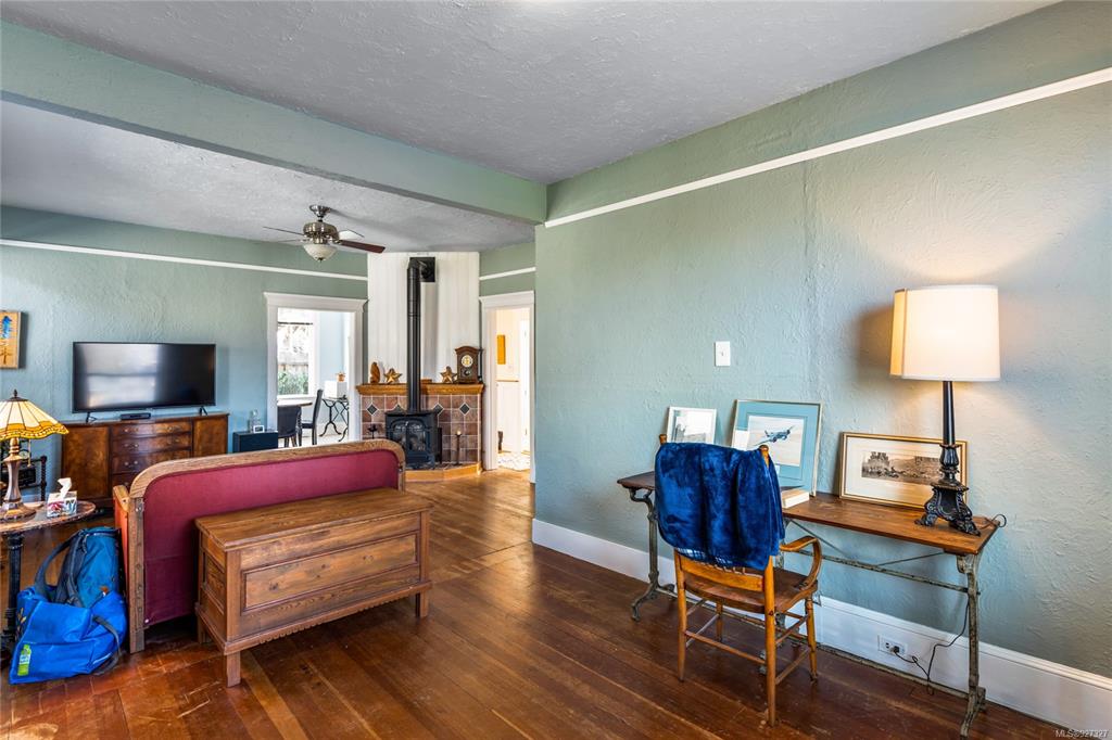 1415 Haultain Street, Victoria, BC, V8R 2J6 - 11