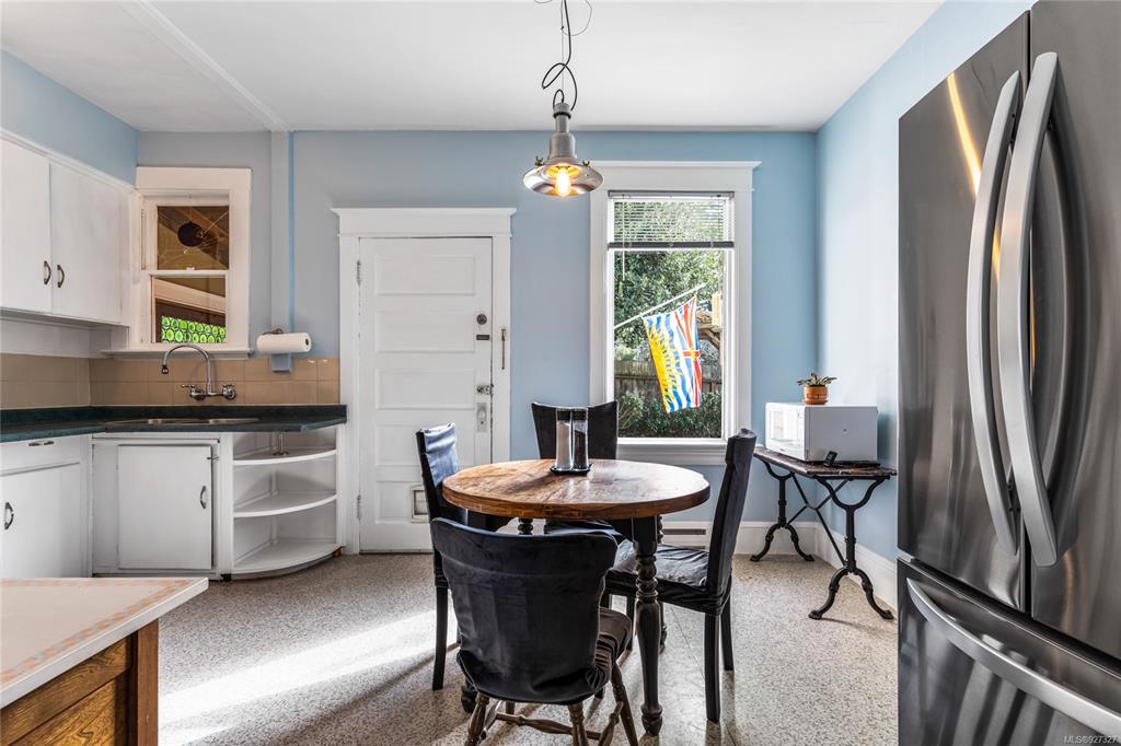 1415 Haultain Street, Victoria, BC, V8R 2J6 - 13