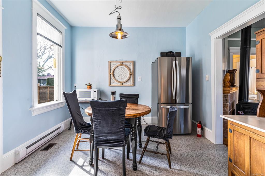 1415 Haultain Street, Victoria, BC, V8R 2J6 - 15