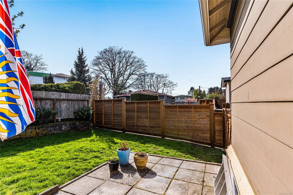 1415 Haultain Street, Victoria, BC, V8R 2J6 - 21