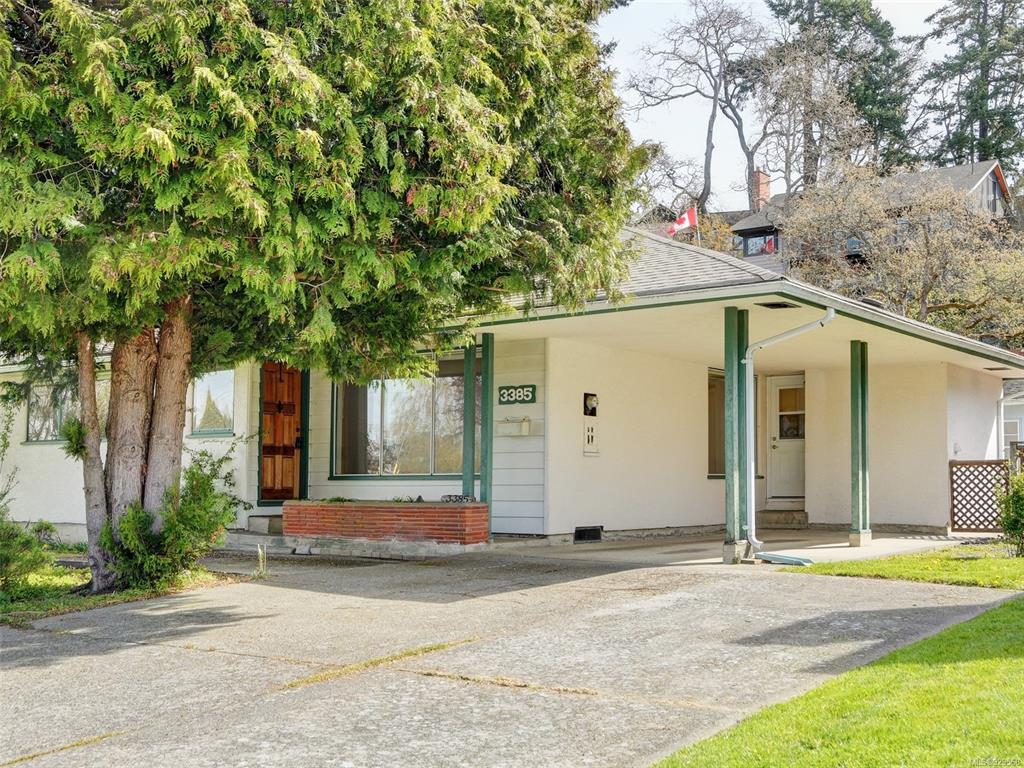 3385 Veteran Street, Saanich, BC, V8P 4N1