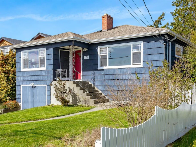 172 W Maddock Avenue, Saanich BC V9A 1G4