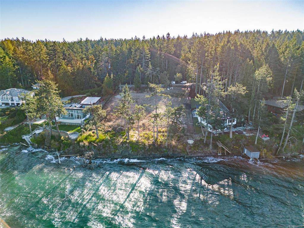 760 Lands End Road, North Saanich, BC, V8L 5K9
