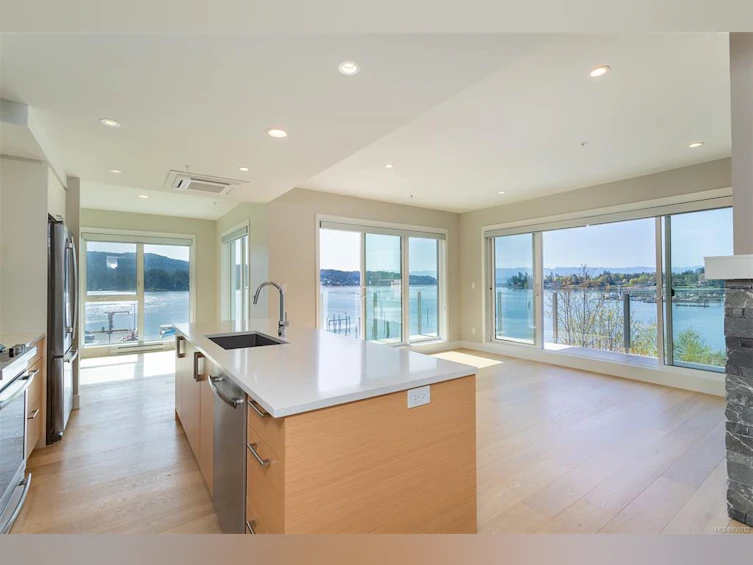 209-1820 S Maple Avenue, Sooke, BC, V9Z 0N9