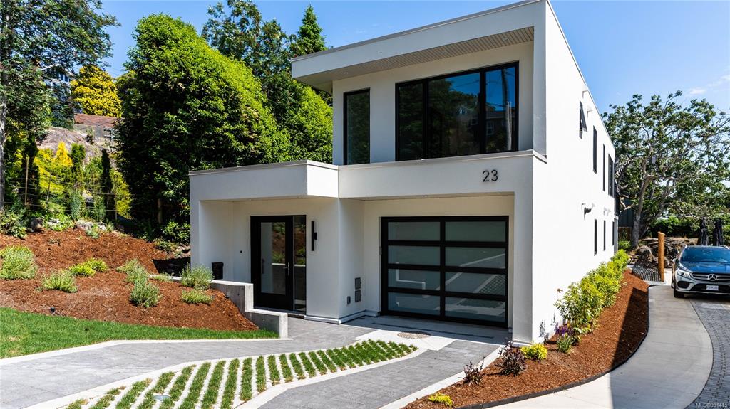 23 King George Terrace, Oak Bay, BC, V8S 2J8