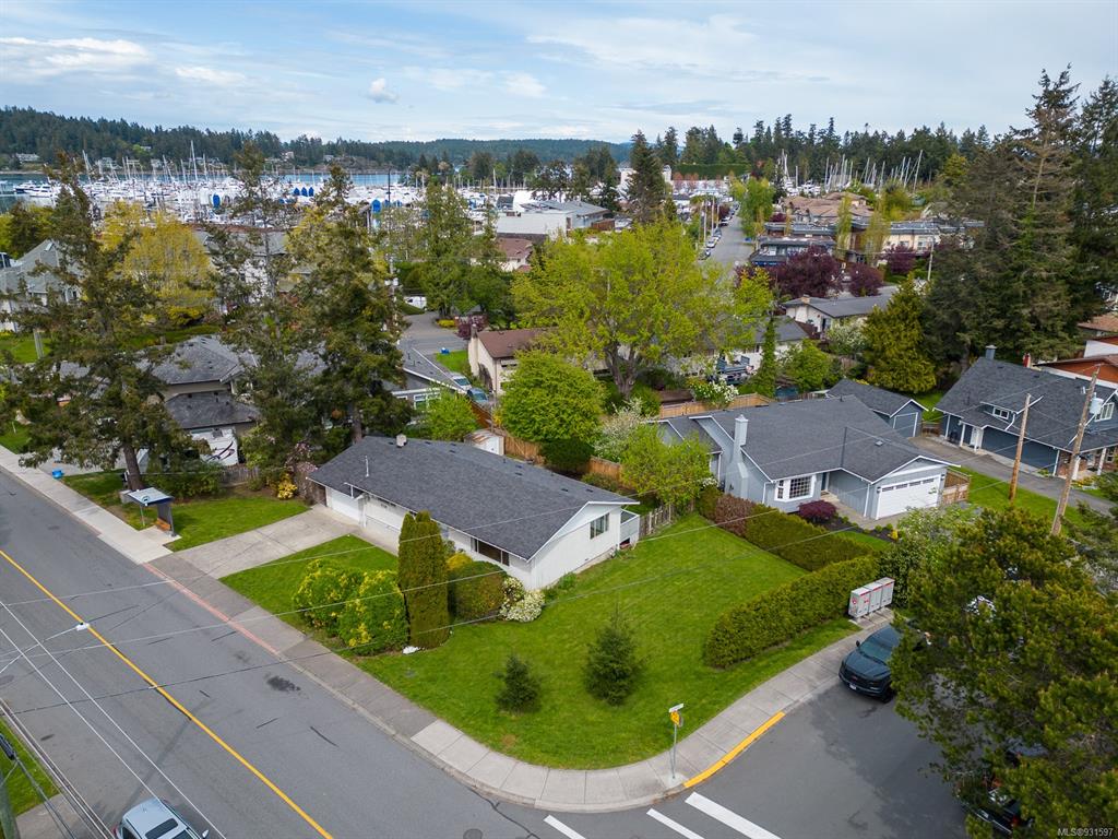 10417 Bowerbank Road, Sidney, BC, House For Sale REW