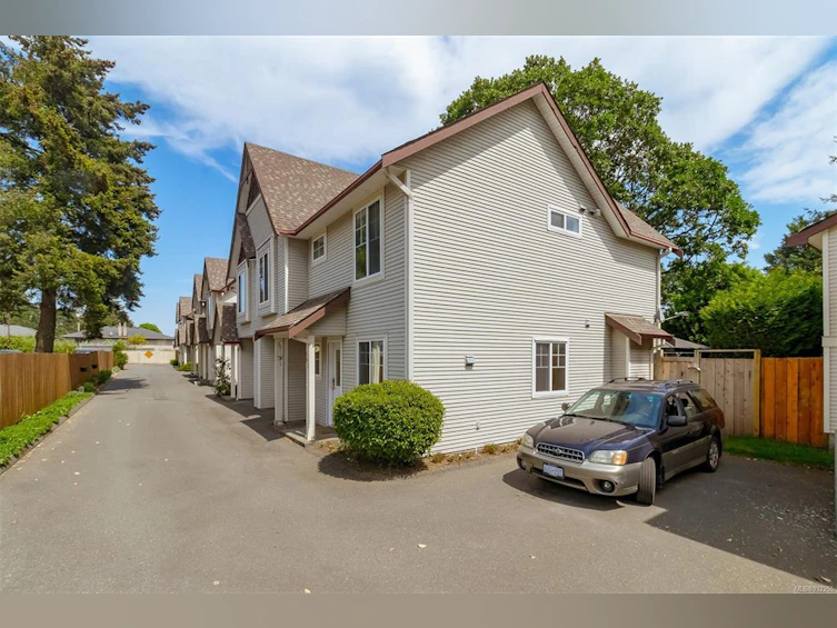 102-920 Dunford Avenue, Langford, BC, V9B 2S3
