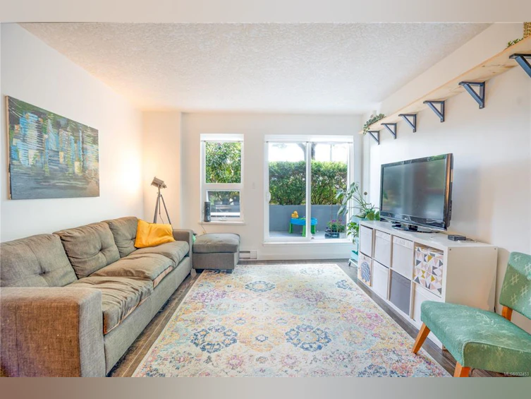 110-3180 Albina Street, Saanich, BC, V9A 1Z5