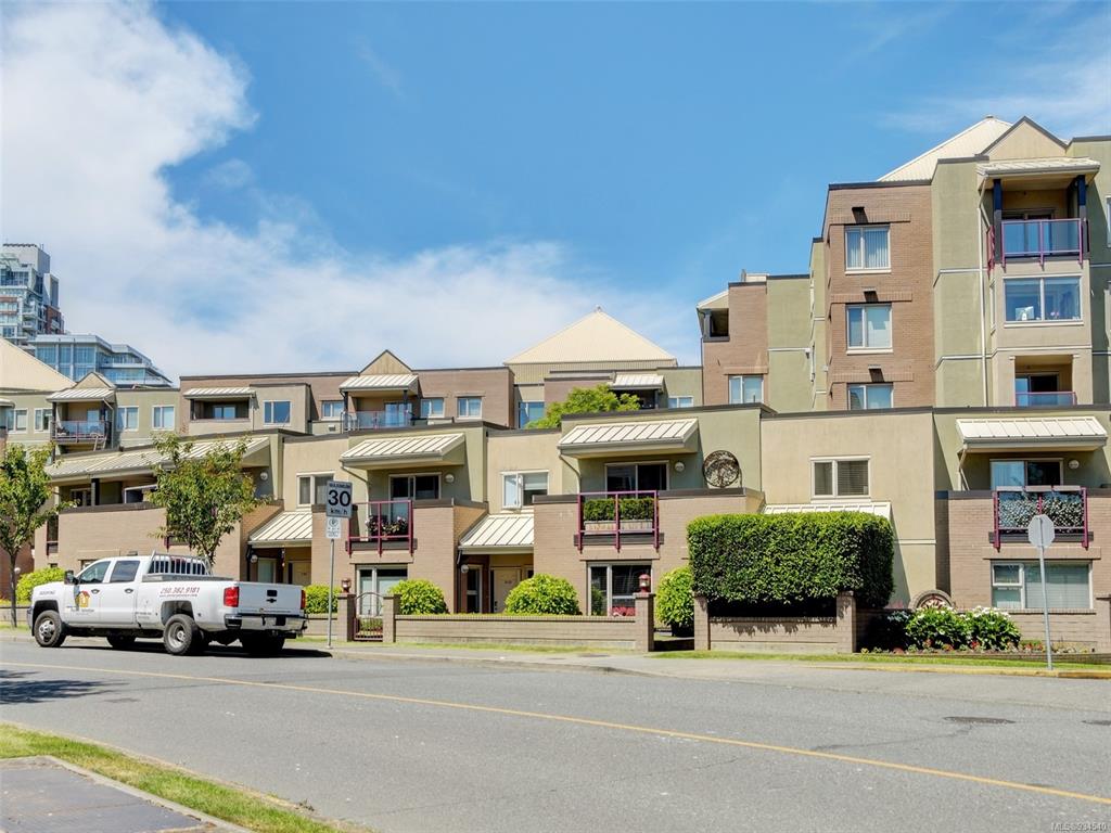 303-27 Songhees Road, Victoria, BC, V9A 7M6