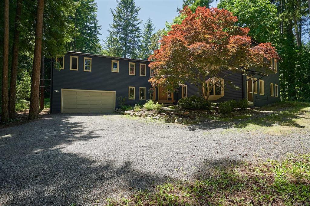 9542 Jura Road, North Saanich, BC, V8L 5G8