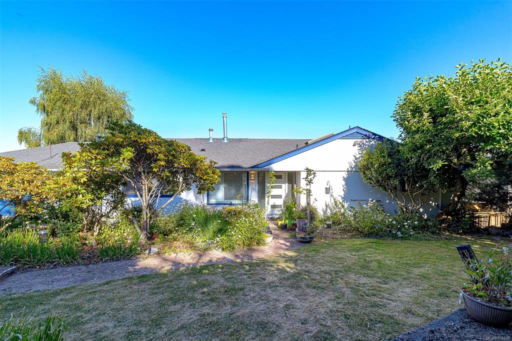 2576 Vista Bay Road, Saanich, BC, V8P 3E8