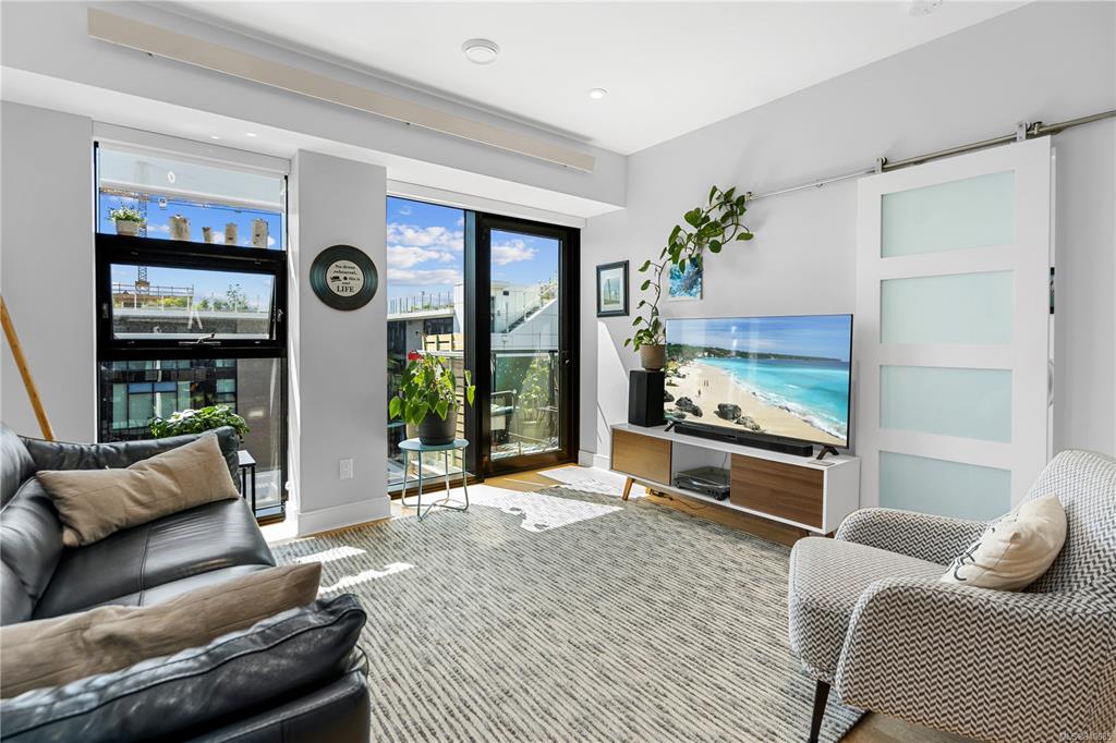 N412-1105 Pandora Avenue, Victoria, BC, V8V 3P9