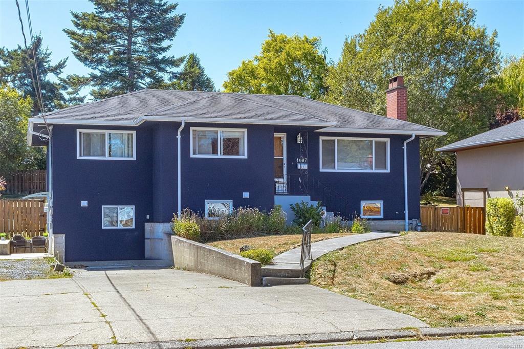 1007 Gosper Crescent, Esquimalt, BC, V9A 4J2