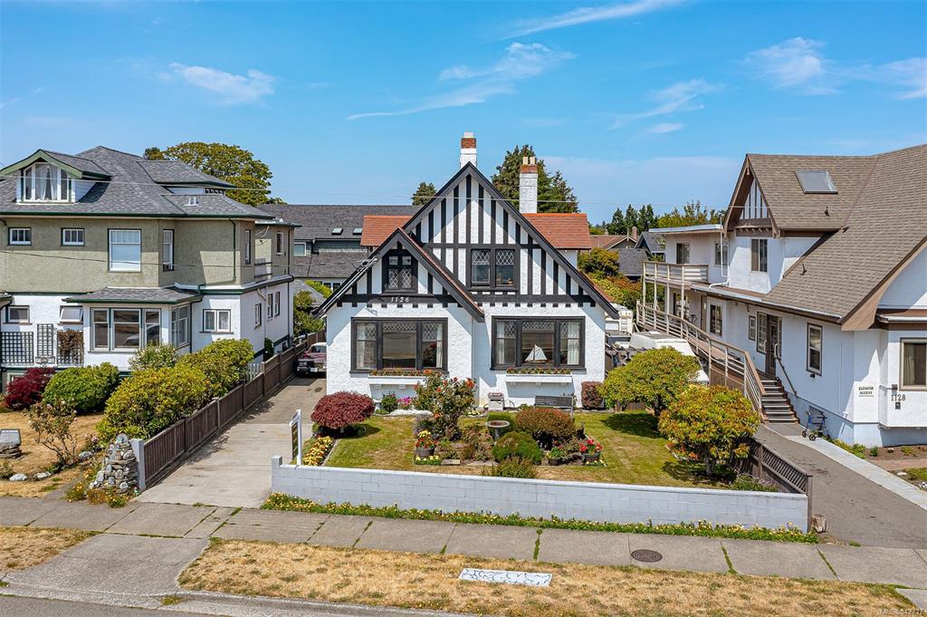 1126 Dallas Road, Victoria, BC, V8W 1B9