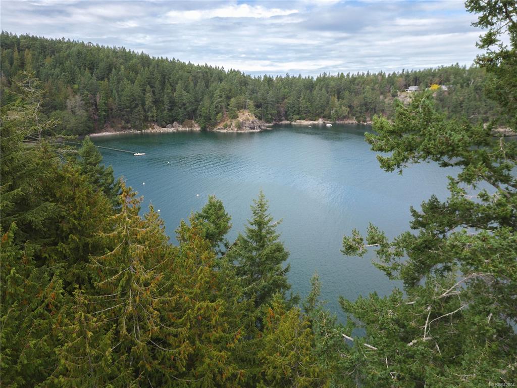 621 Bell Bay Road, Mayne Island, BC, V0N 2J2 - 2