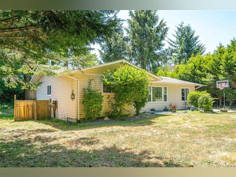 6741 Helgesen Road, Sooke, BC, V9Z 0V6