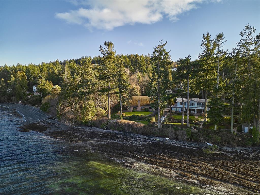11665 Jupata Way, North Saanich, BC, V8L 5K1
